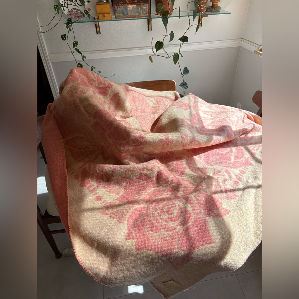 Vintage MCM Golden Dawn Floral Pink and Cream Wool Blanket 78x86”